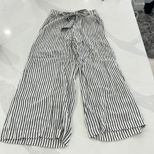 Wilfred striped capris xs great condition